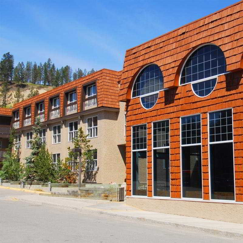 Tonquin Inn Jasper Exterior photo